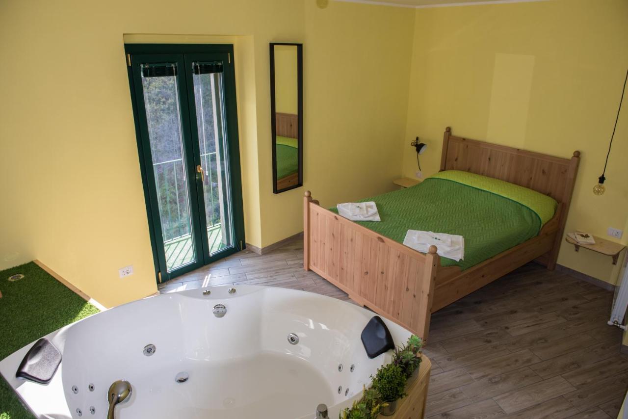 Helvetia Bed & Breakfast Castelmezzano Exterior foto